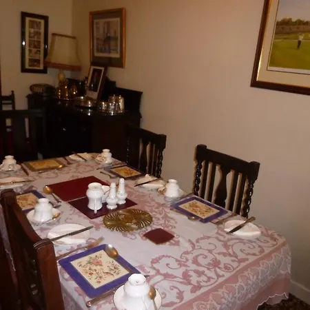 Alojamento de Acomodação e Pequeno-almoço Glencree 3*