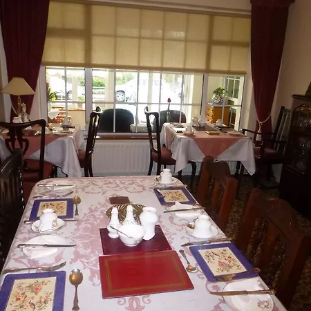 Alojamento de Acomodação e Pequeno-almoço Glencree 3*